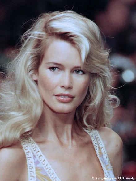 Claudia Schiffer - scrap_google_ccl