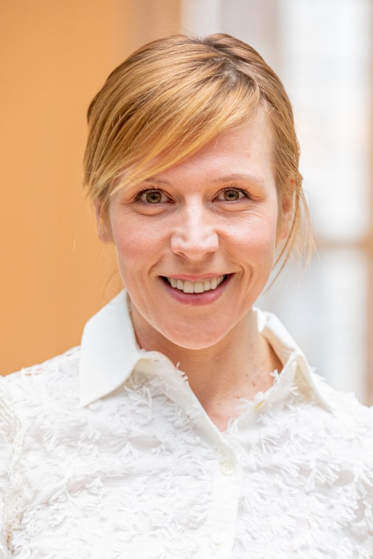 Franziska Weisz Kinder, Eltern, Partner, Alter, Größe, Nettowert